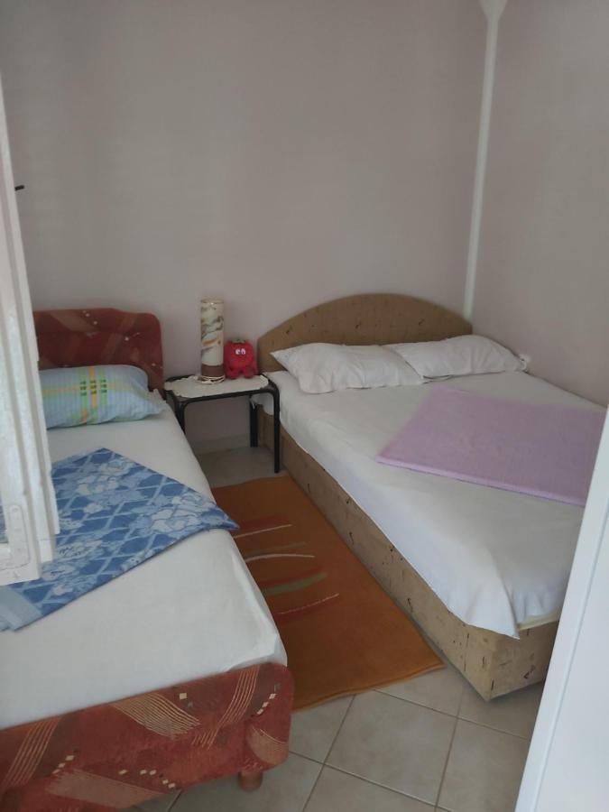 Apartment Miki Herceg Novi Værelse billede
