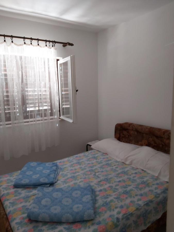 Apartment Miki Herceg Novi Værelse billede