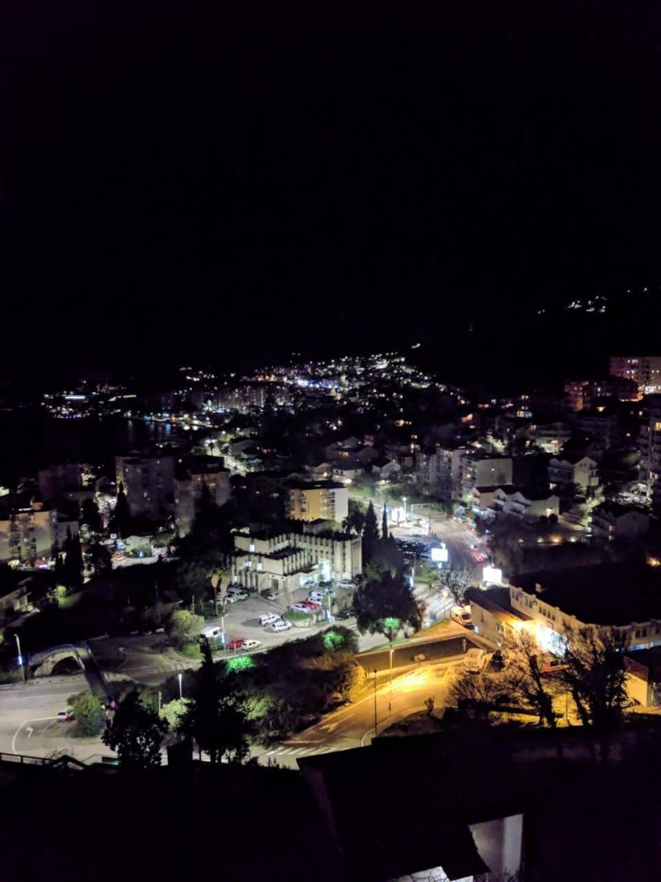 Apartment Miki Herceg Novi Eksteriør billede